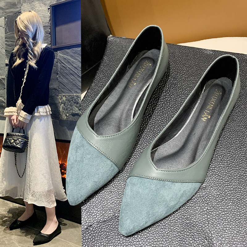 Pointed Toe Flat - Flat black leather shoes for women