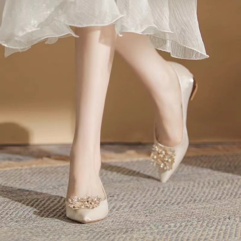 New Fashion Stunning Pointed T - Pointed Toe Flat ulasan dan harga