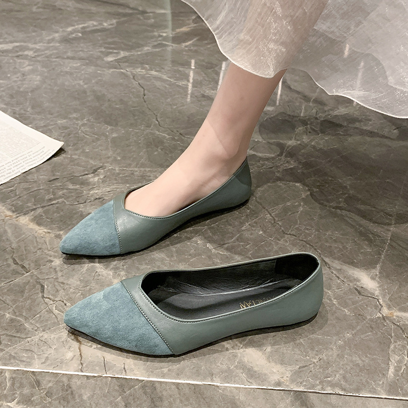 Flat black leather shoes for w - Pointed Toe Flat ulasan dan harga