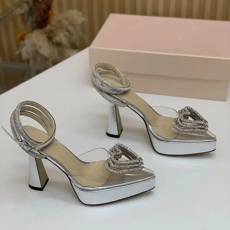 Platform Crystal Love Decorati - Pointed Toe Flat ulasan dan harga